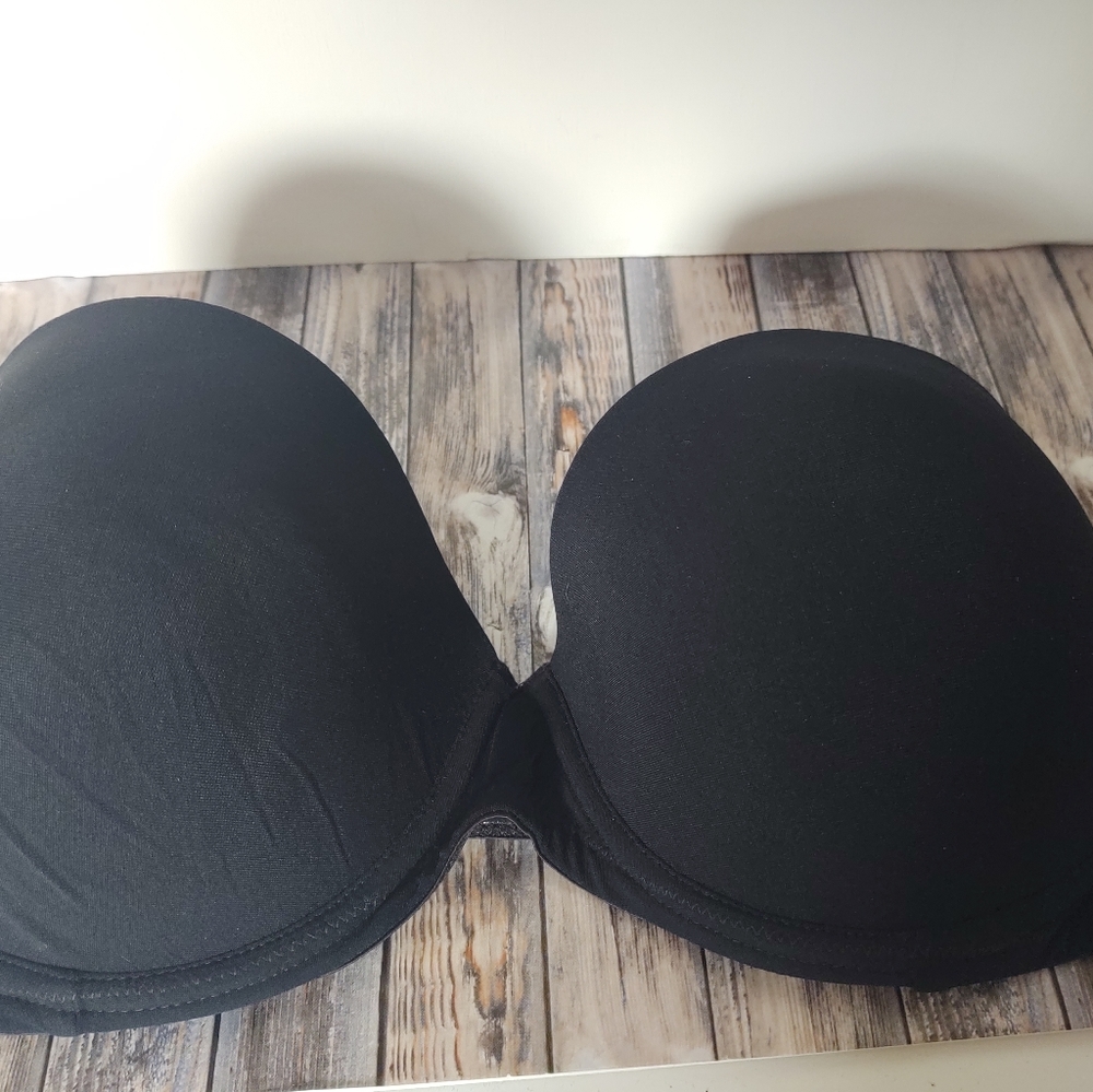 CK Strapless bra